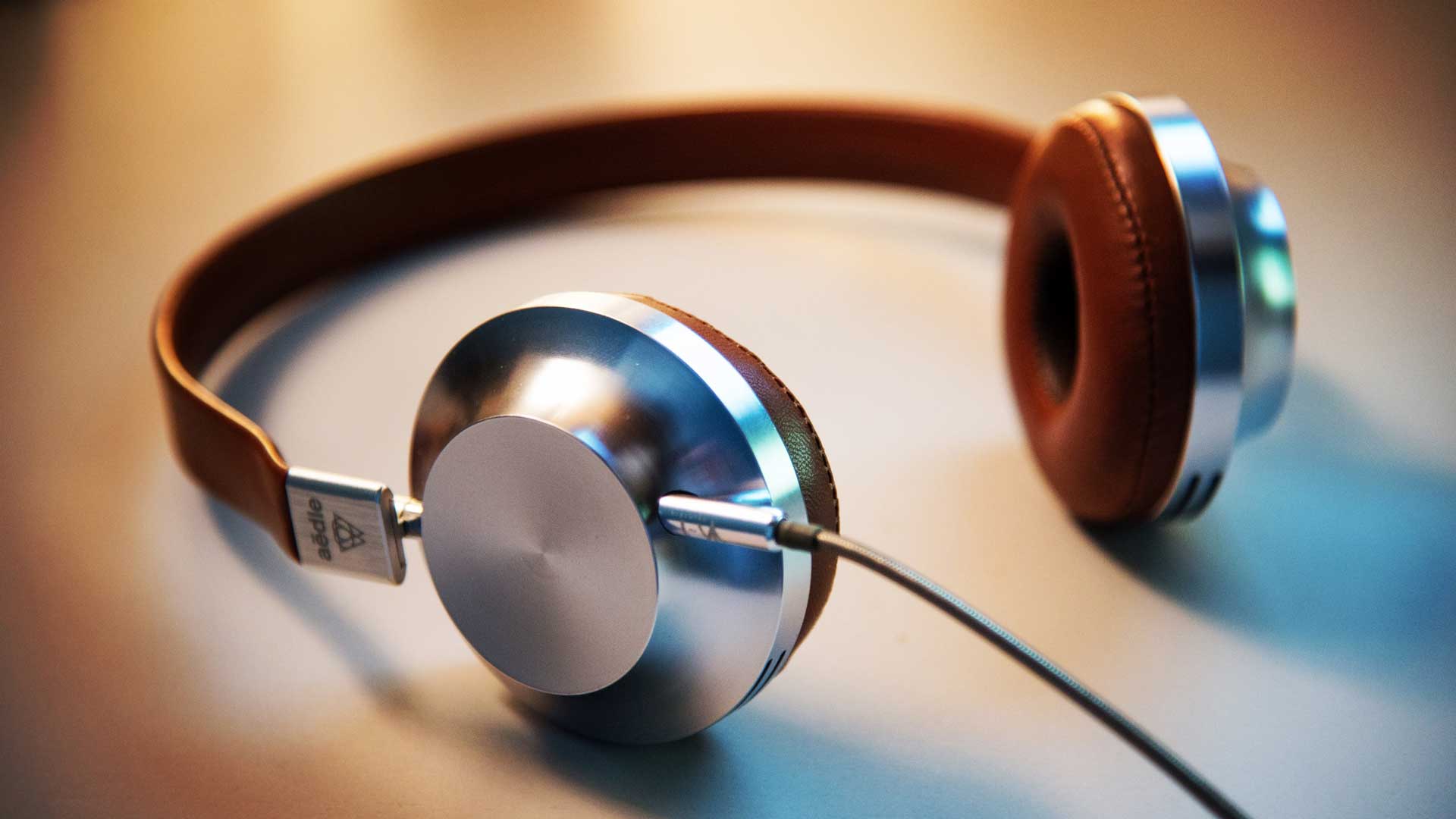 Cuffie-auricolari-per-l'ufficio-Level-Office-Landscape