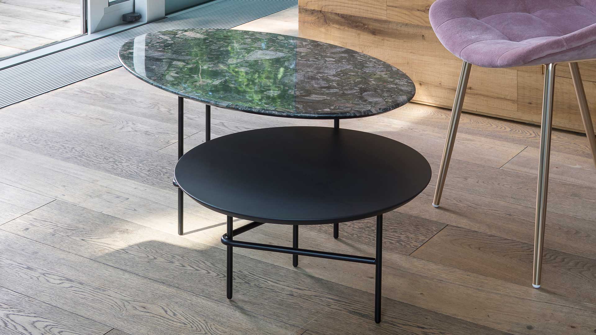 Aree-relax-ufficio-tavolini-bassi-oasis-Level-Office-Landscape