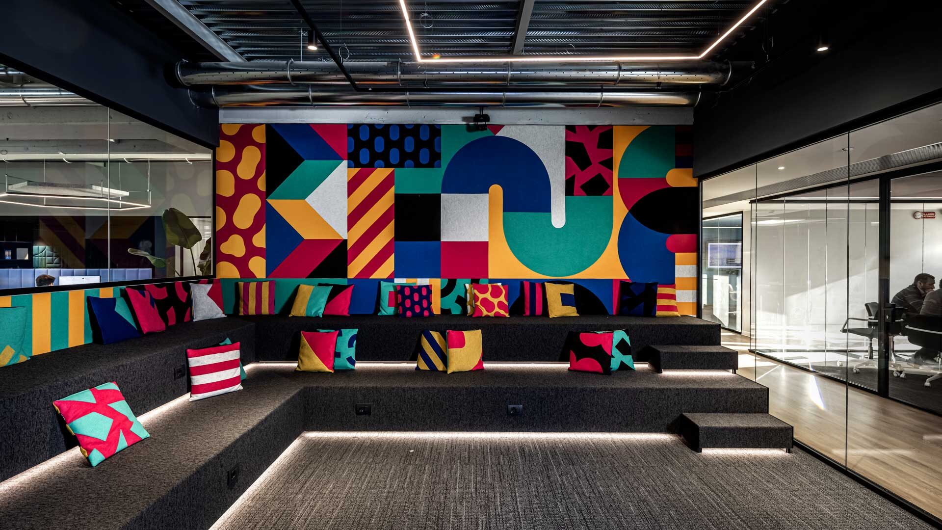 Come innovare l’ufficio con l’aiuto del design innovazione-design-ufficio-level-office-landscape