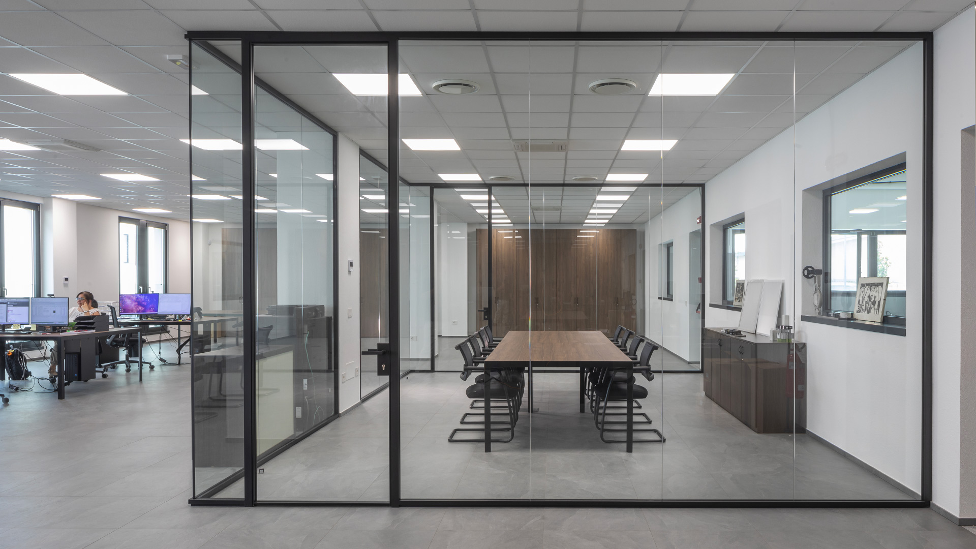 Ridurre-il-rumore-con-pareti-divisorie-fonoassorbenti-Level-Office-Landscape