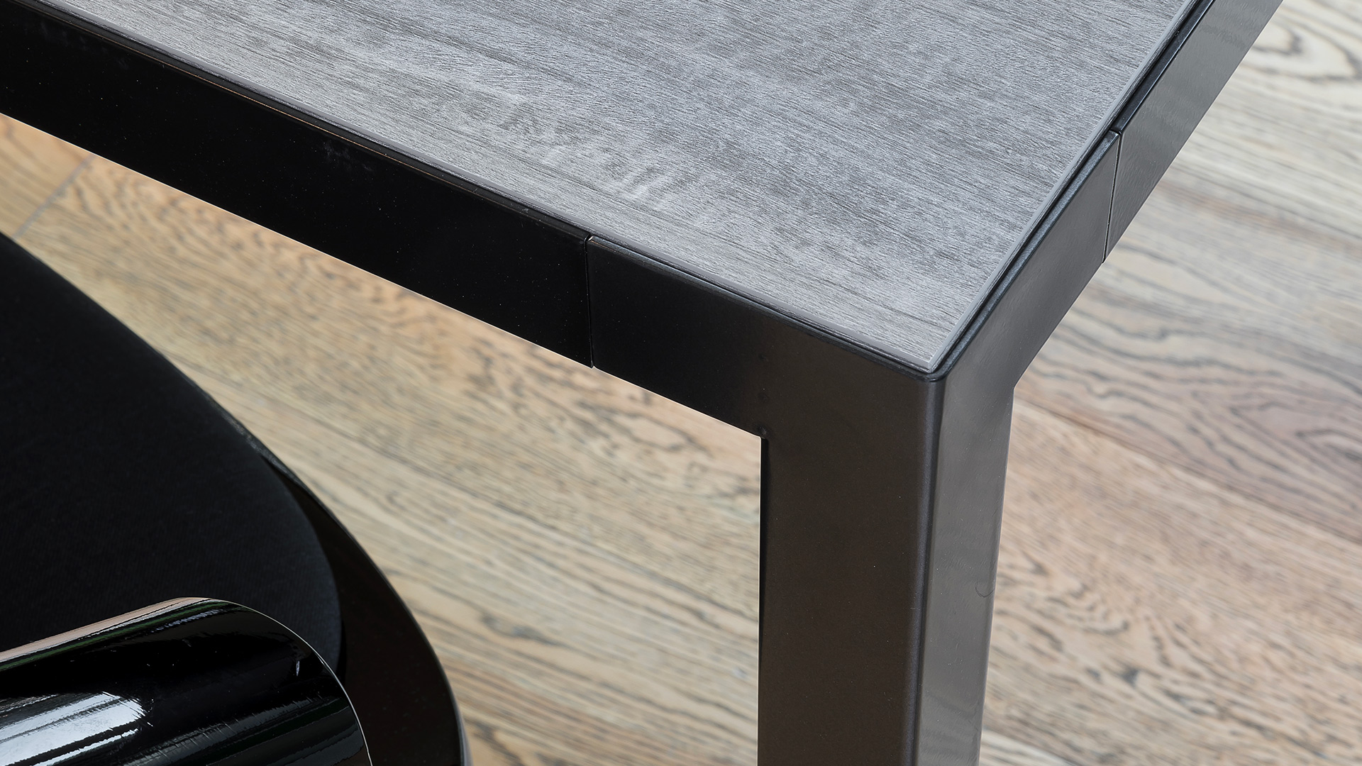 scrivania-flat-progetto-da-ufficio-Level-Office-Landscape