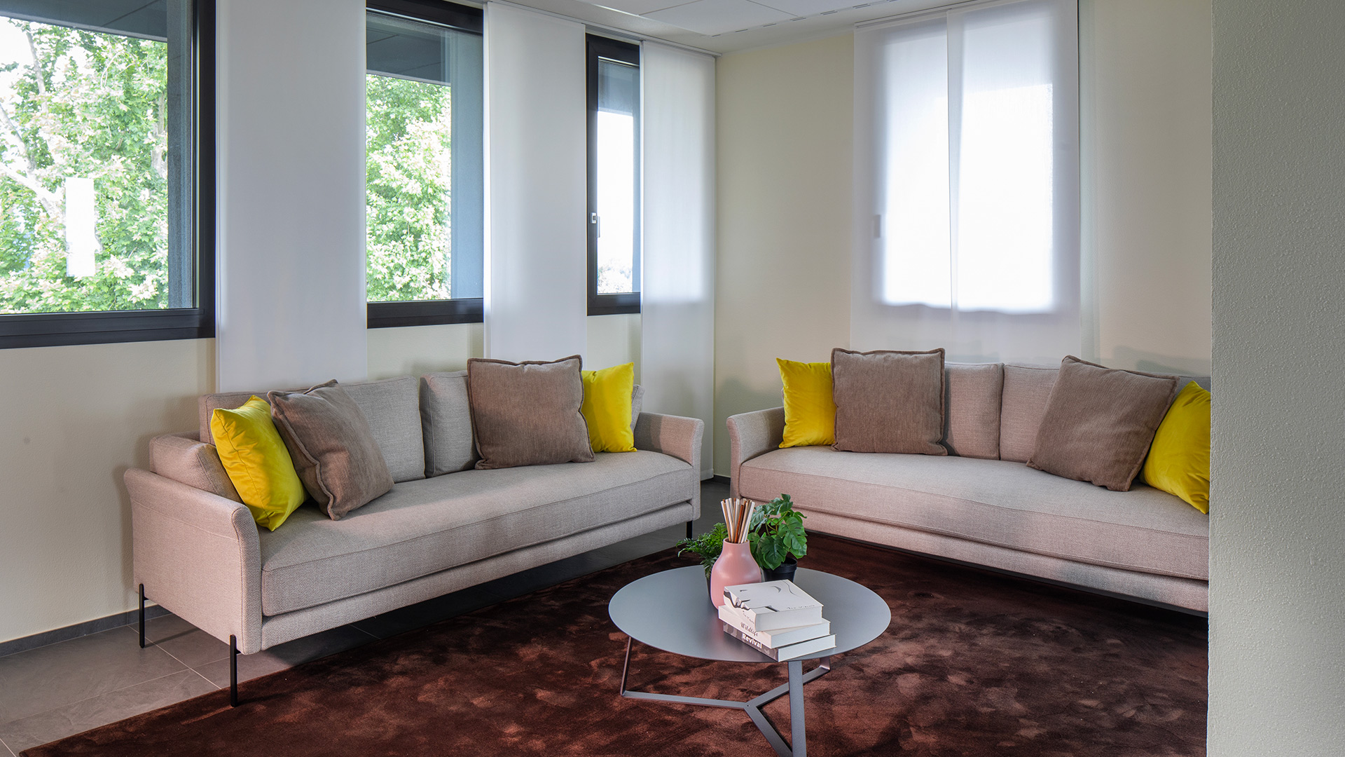 Headquarter-aziendali-ingresso-identità-azienda-Level-Office-Landscape