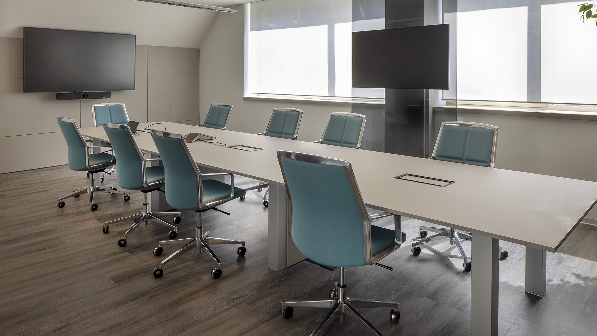 Sale-riunioni-ibride-come-organizzare-lo-spazio-Level-Office-Landscape